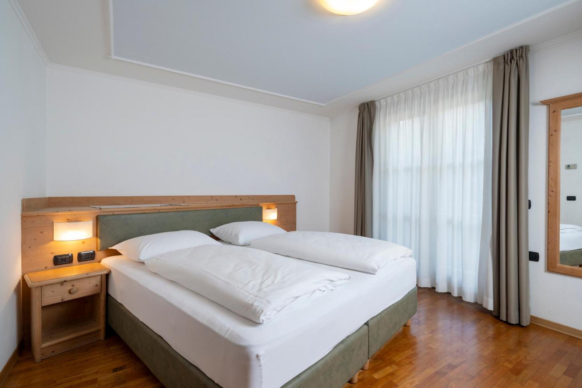 Hotel Erica テーゼロ エクステリア 写真