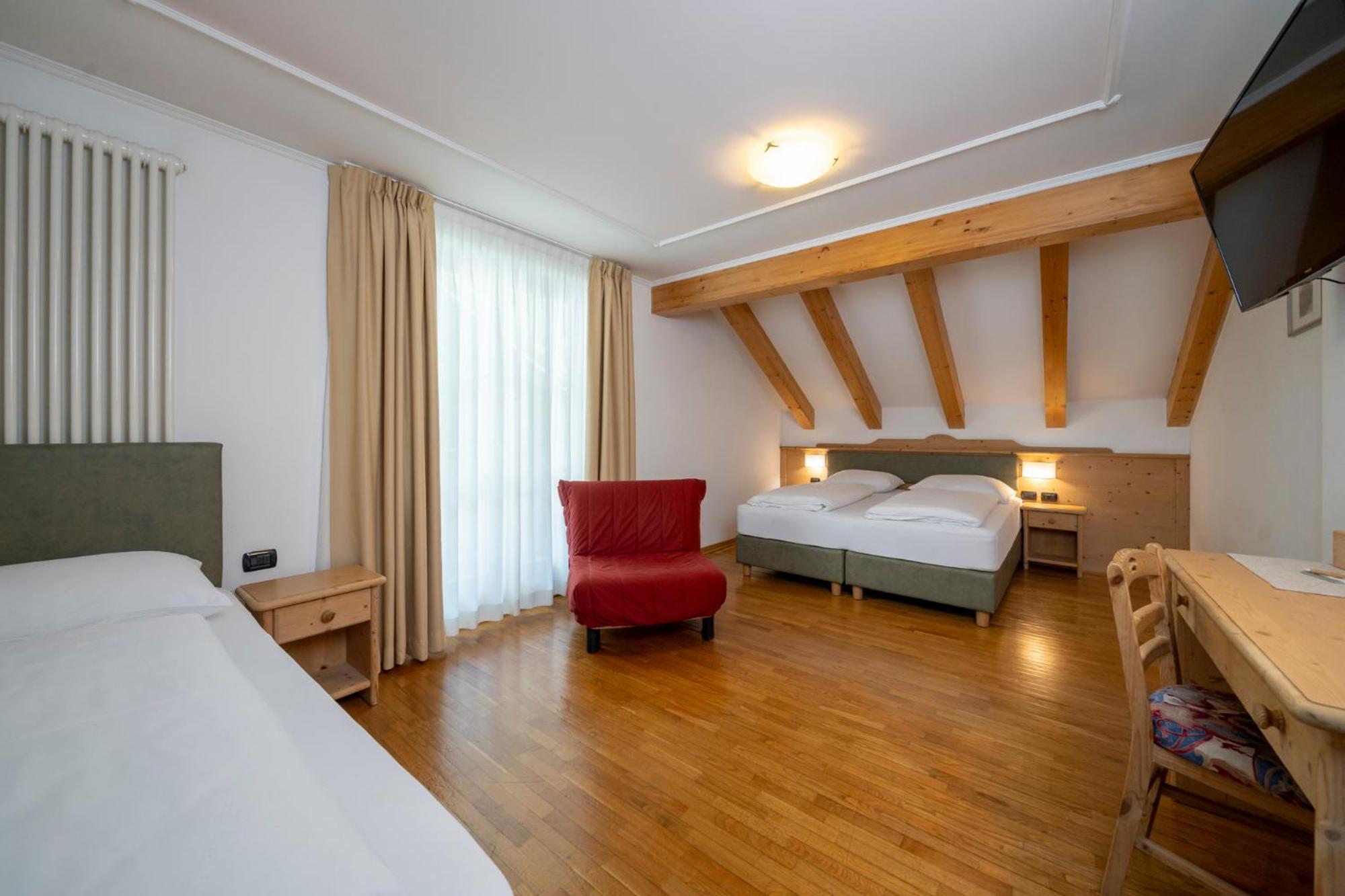 Hotel Erica テーゼロ エクステリア 写真